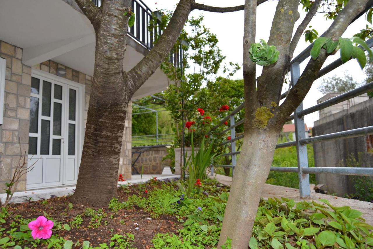 Tivat Apartments Экстерьер фото